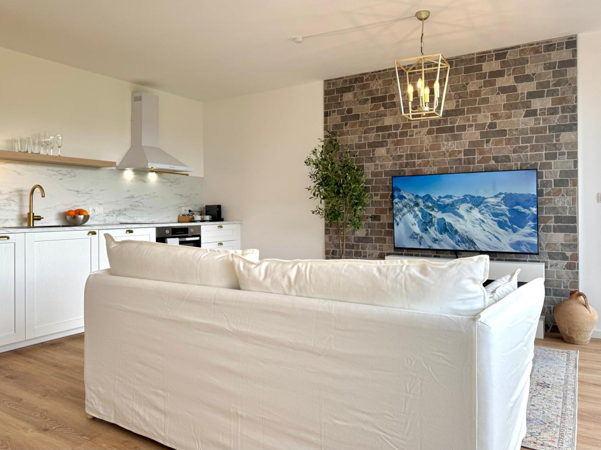 Flair Apartments Vorarlberg - Stilvolles Wohnen Nahe Bodensee & Alpen - Kueche, Balkon & Gratis Parkplatz Bregenz Exterior photo